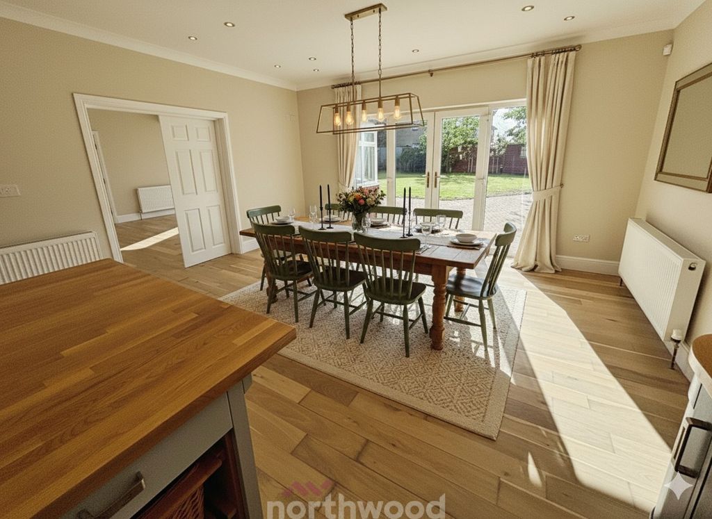 Property photo 3 of 46