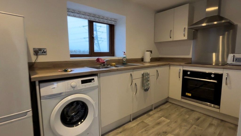 Property photo 3 of 6 Picture No. 18