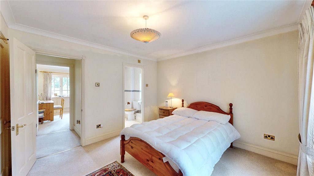 Additional image 24 of Land for saleStonecroft Close, Barnet Road, Arkley, Barnet EN5