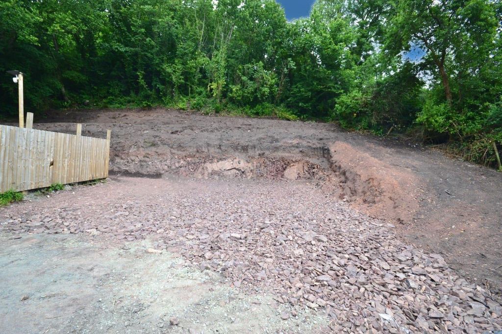 Property photo 3 of 9 7c6Ec815-477A-4d27-8B8B-2F9c0228F795.Jpg
