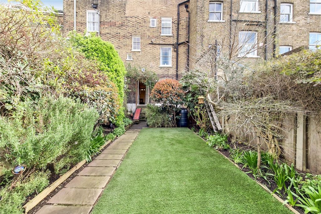 Property photo 1 of 14