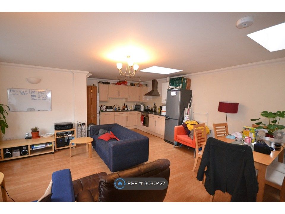 Property photo 3 of 4