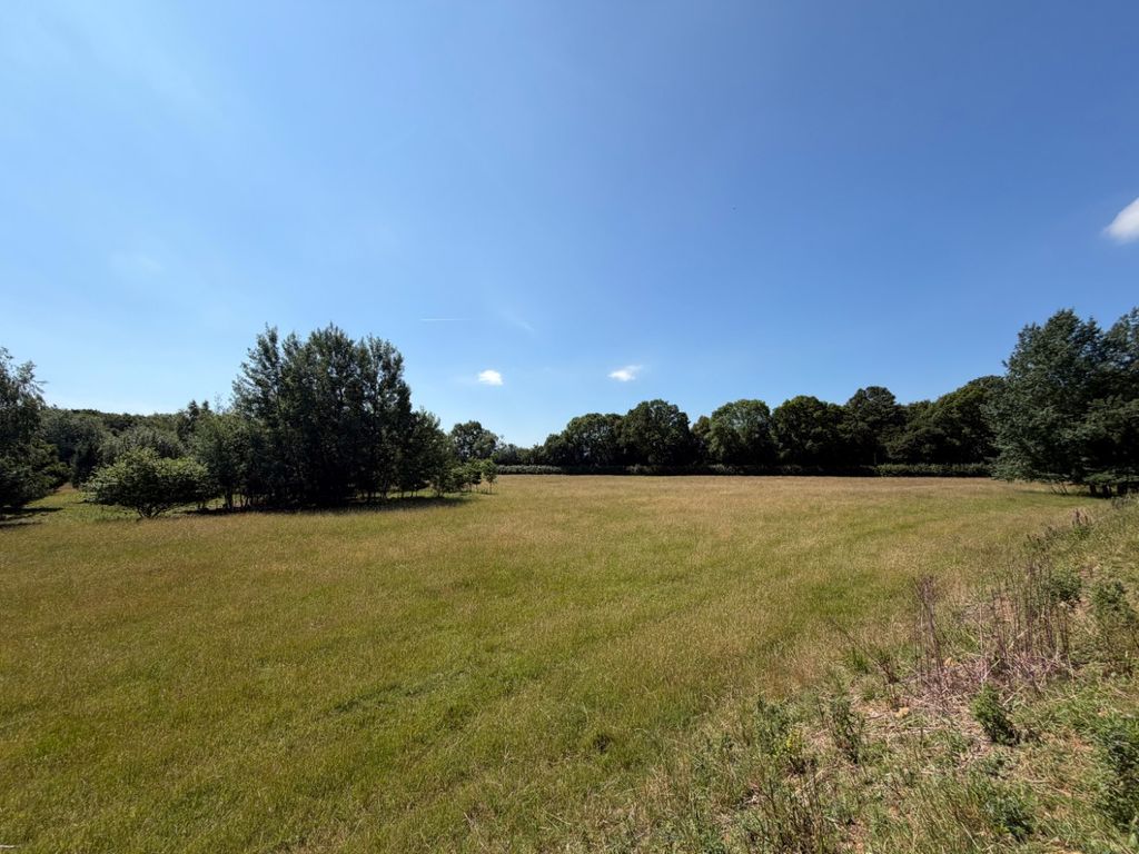 Property photo 3 of 6