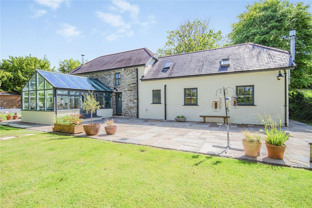 Property photo 3 of 32 Picture No. 47