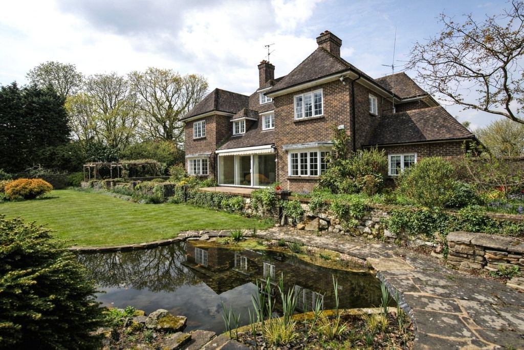 Property photo 2 of 33 Picture No. 43