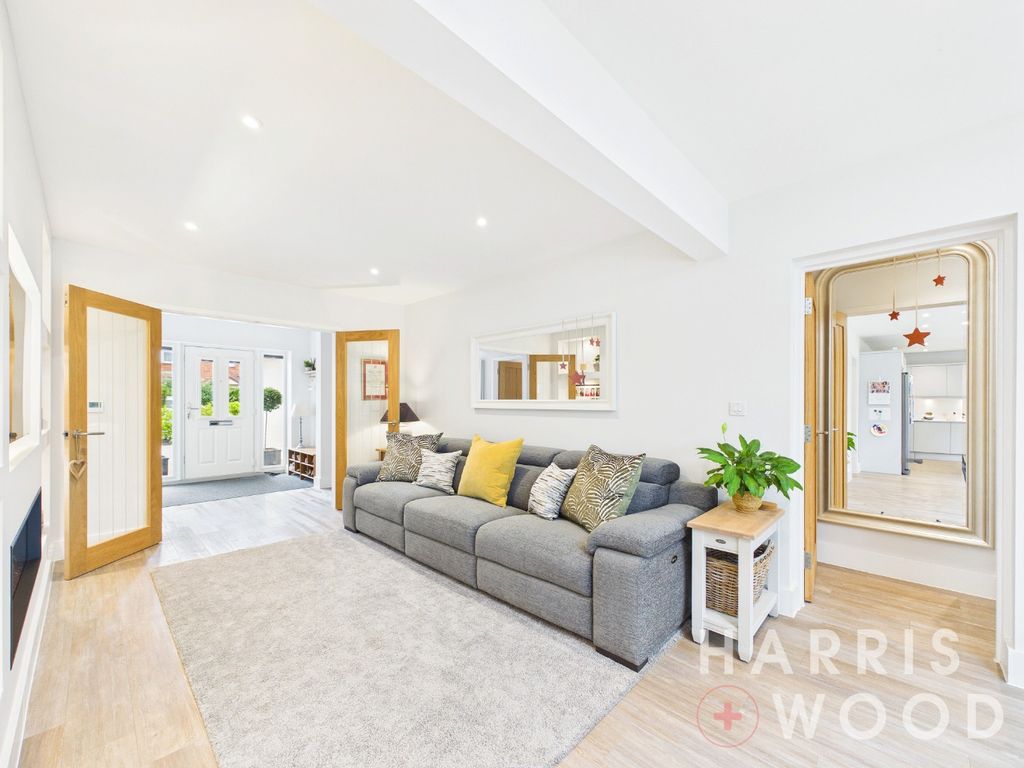 Property photo 3 of 39 5211693