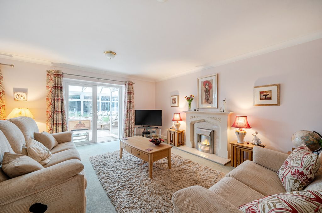 Property photo 2 of 15