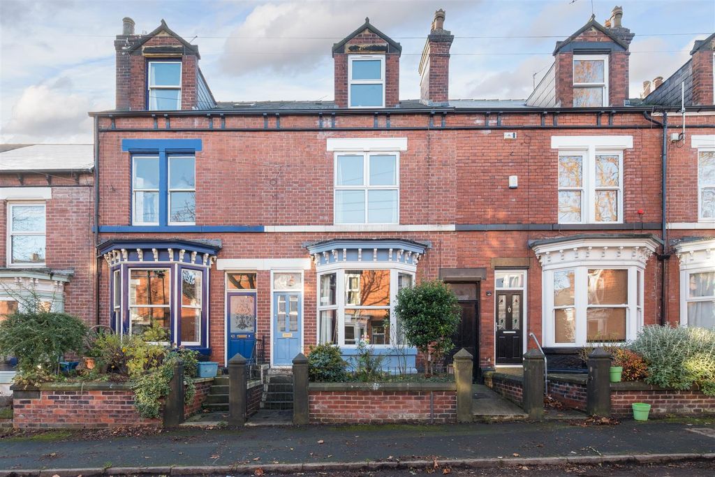 Property photo 3 of 17 Untitled (18 Of 20).Jpg