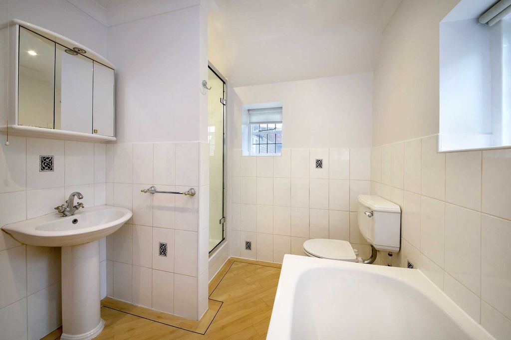 Additional image 17 of 6 bed detached house for salePenn Road, Beaconsfield HP9