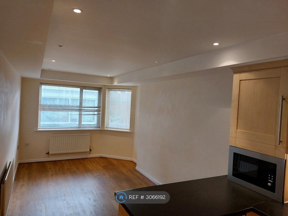 Property photo 2 of 8 Lounge Area