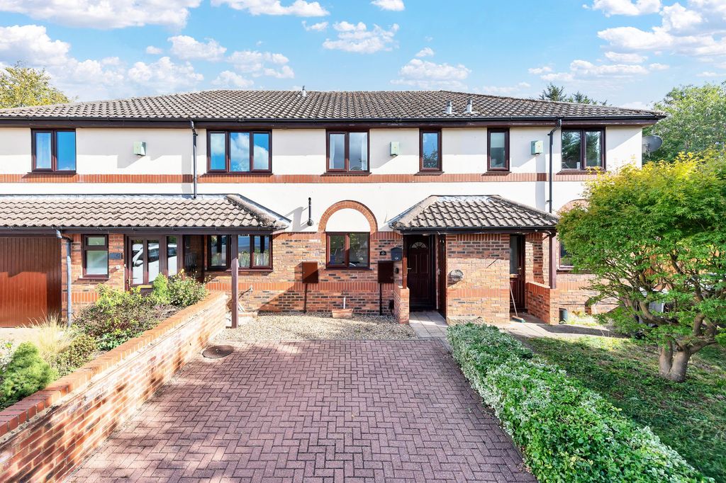 Property photo 1 of 11