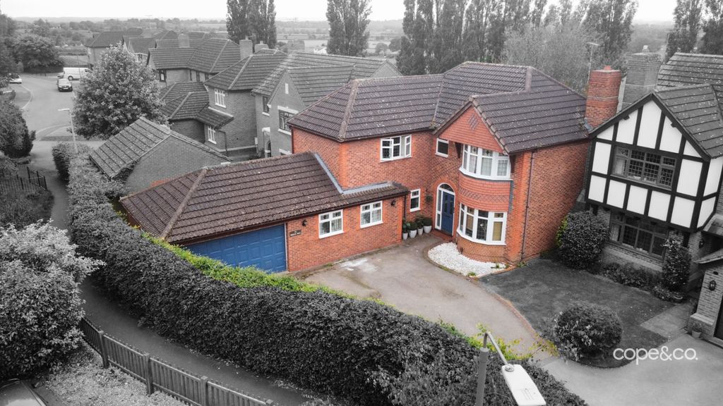 Property photo 1 of 34 3334954