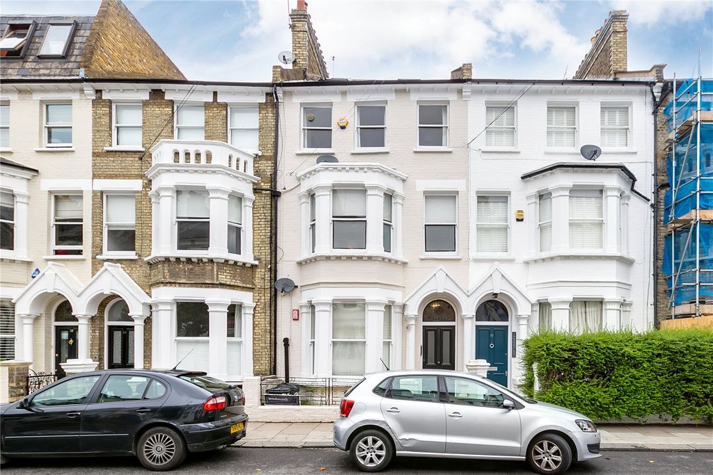 Property photo 3 of 5