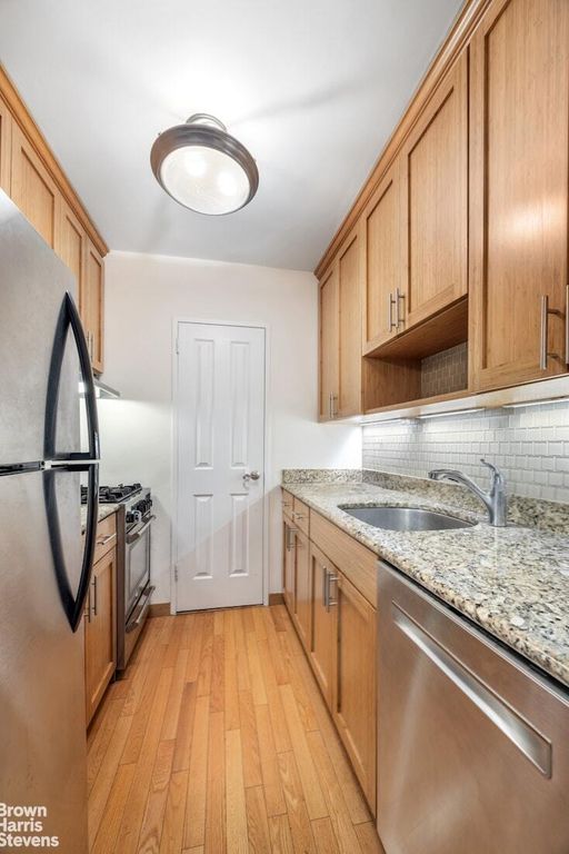 Property photo 3 of 6 <Alttext/>