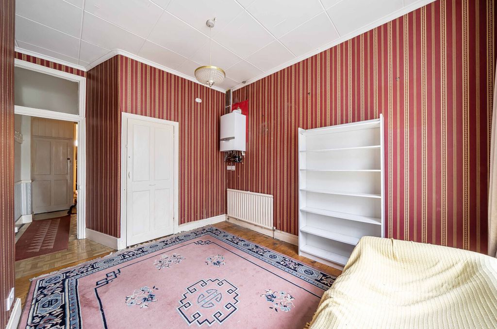 Property photo 3 of 18 1-69Fa83c22Dd49-1...
