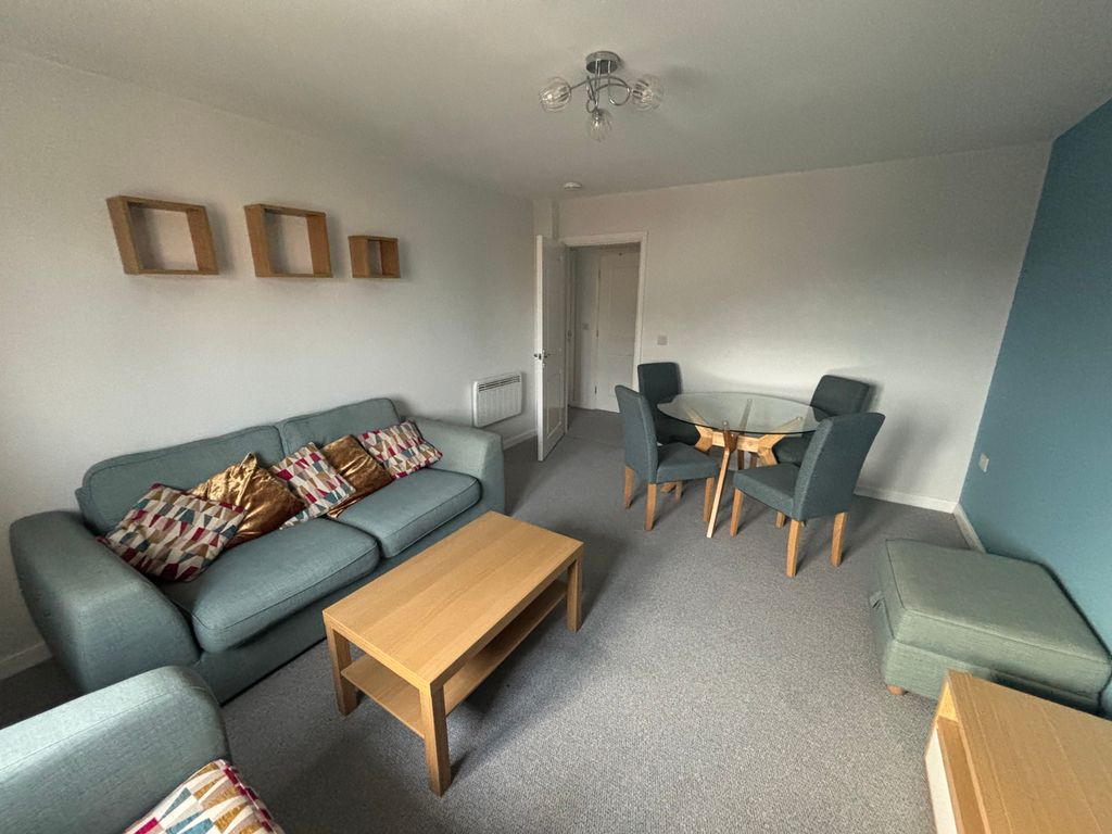 Property photo 2 of 9 Image