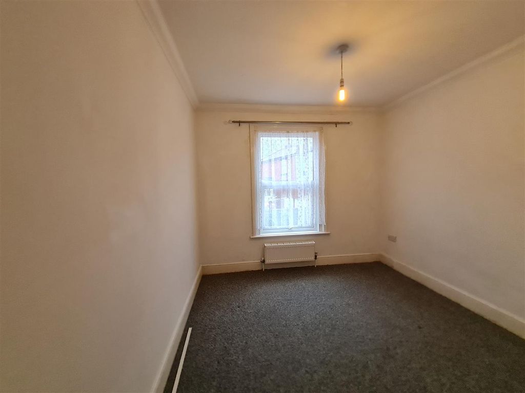Additional image 5 of 2 bed flat to rentNorth Road, Shanklin PO37