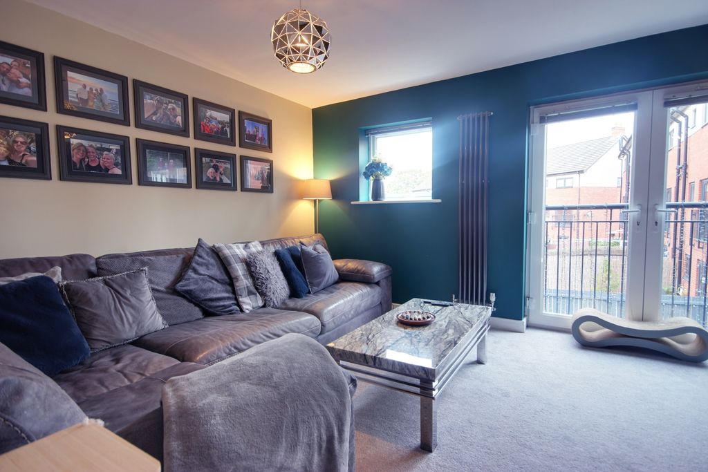 Property photo 3 of 20 1 Lounge A