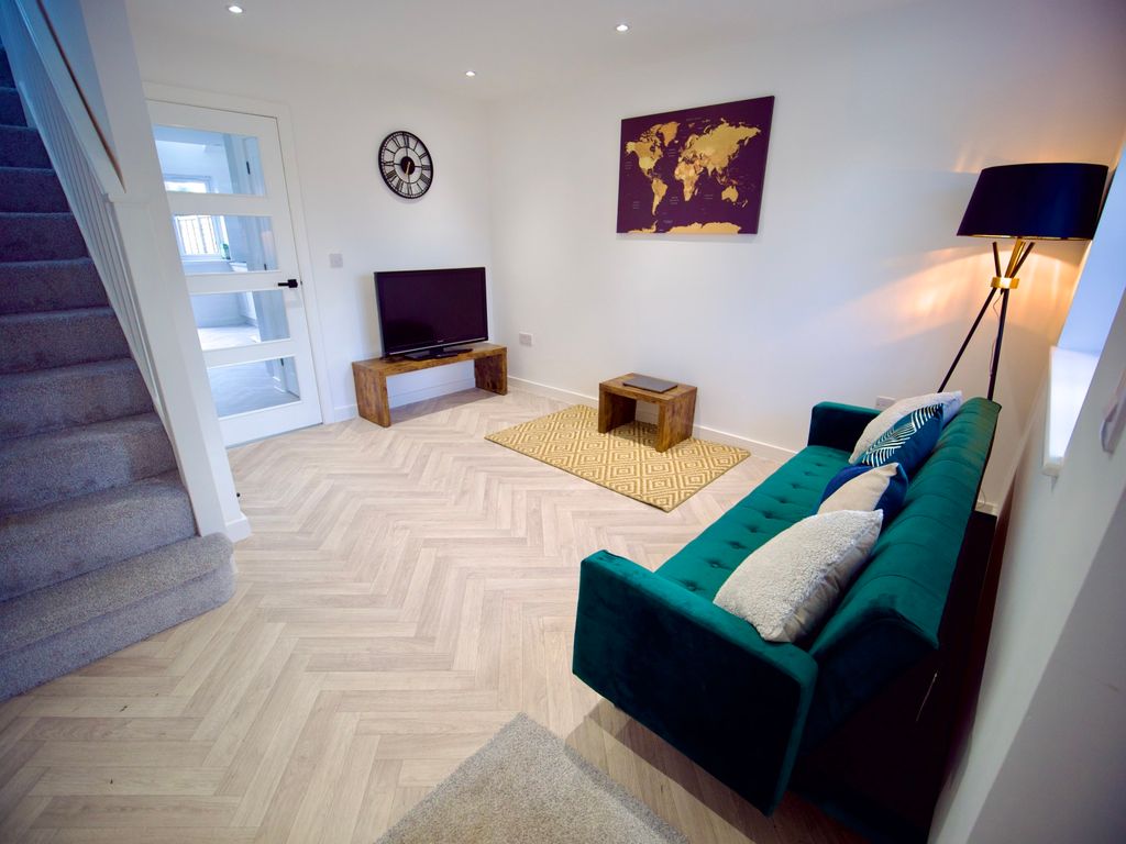 Property photo 3 of 34 Picture No. 44