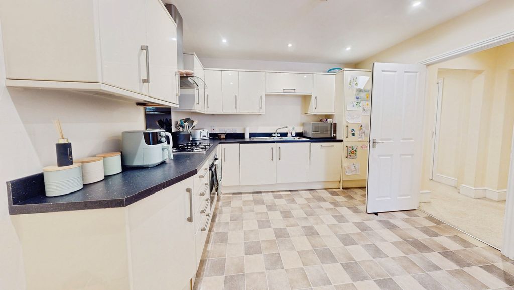 Property photo 3 of 16 A6576914-07232026_151318