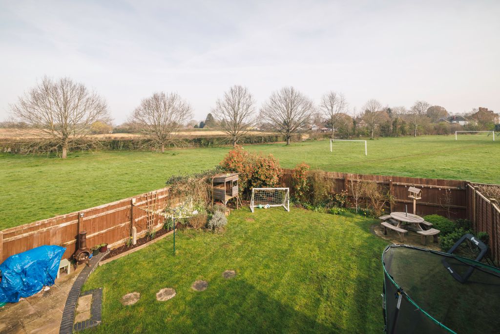 Property photo 3 of 19 Picture No. 03