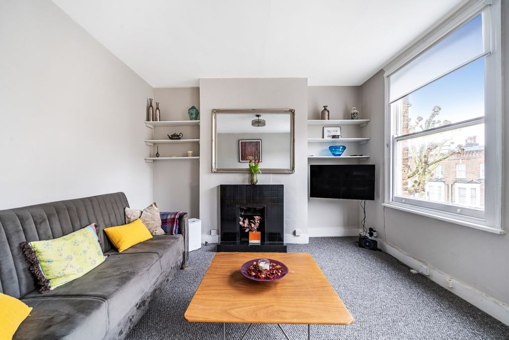 Property photo 1 of 7 1084802 (1)