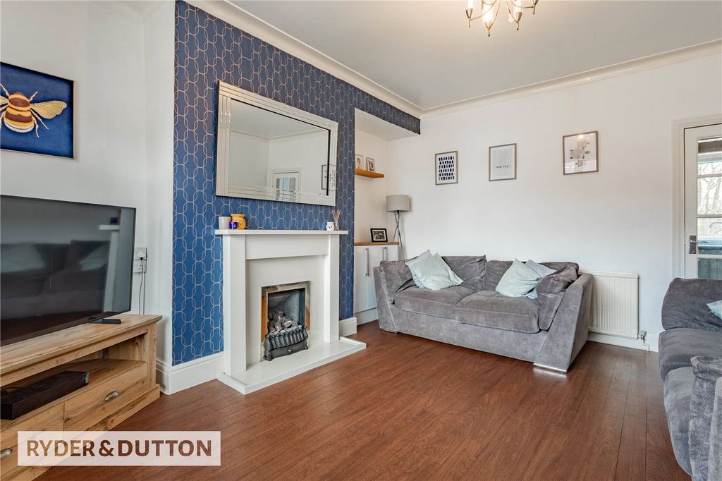 Property photo 3 of 21 Picture No. 09