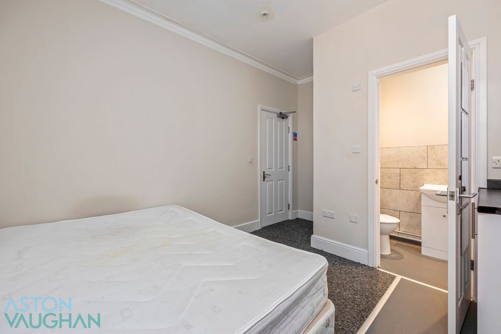 Additional image 11 of 6 bed terraced house to rentRugby Road, Worthing BN11