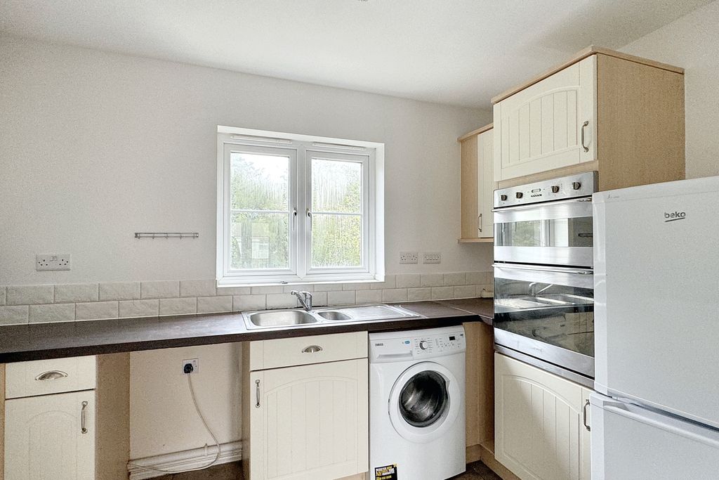 Property photo 3 of 11 Img_3812
