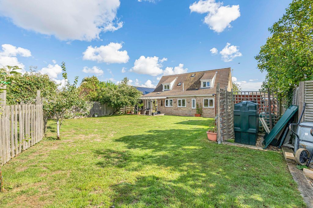 Property photo 2 of 31 17_62995-1.Jpg