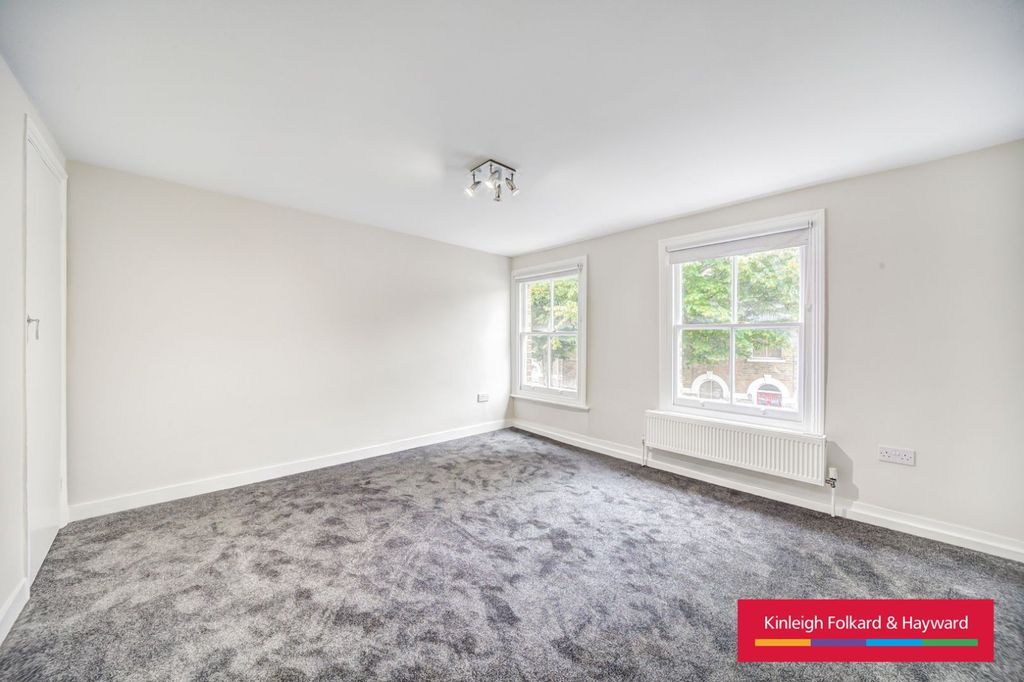 Property photo 3 of 11 Picture No. 08
