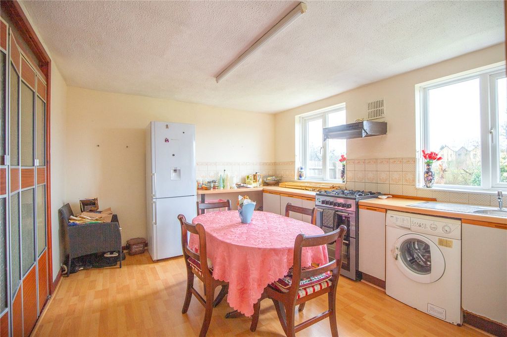 Property photo 3 of 17 Picture No. 04