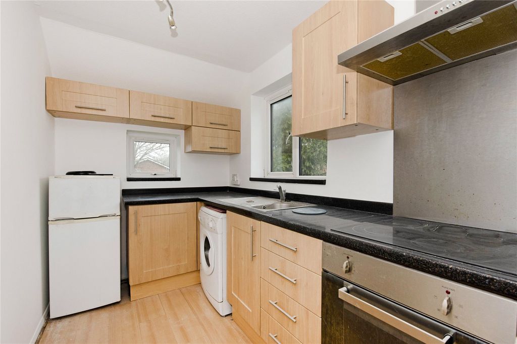 Property photo 2 of 6 Picture No. 04
