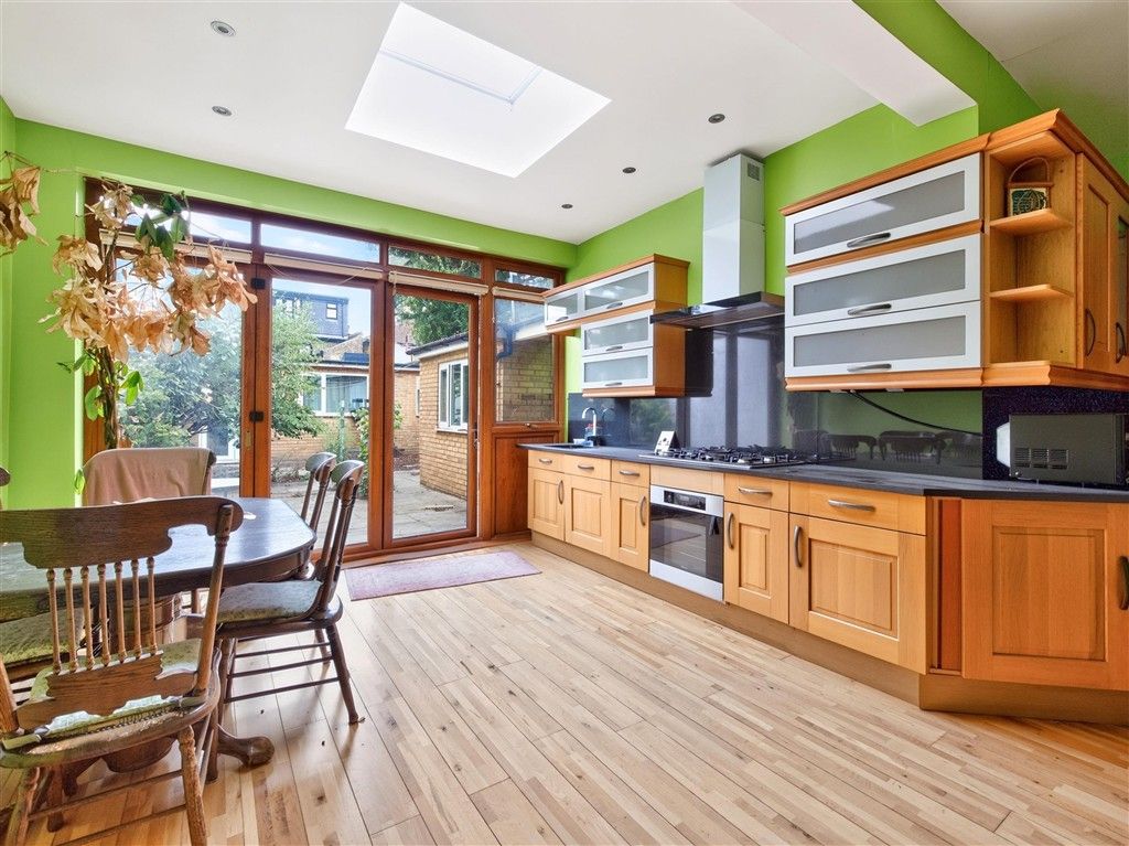 Property photo 2 of 17 Kitchen