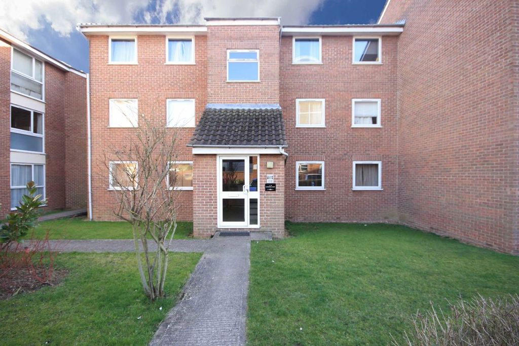 Property photo 1 of 5