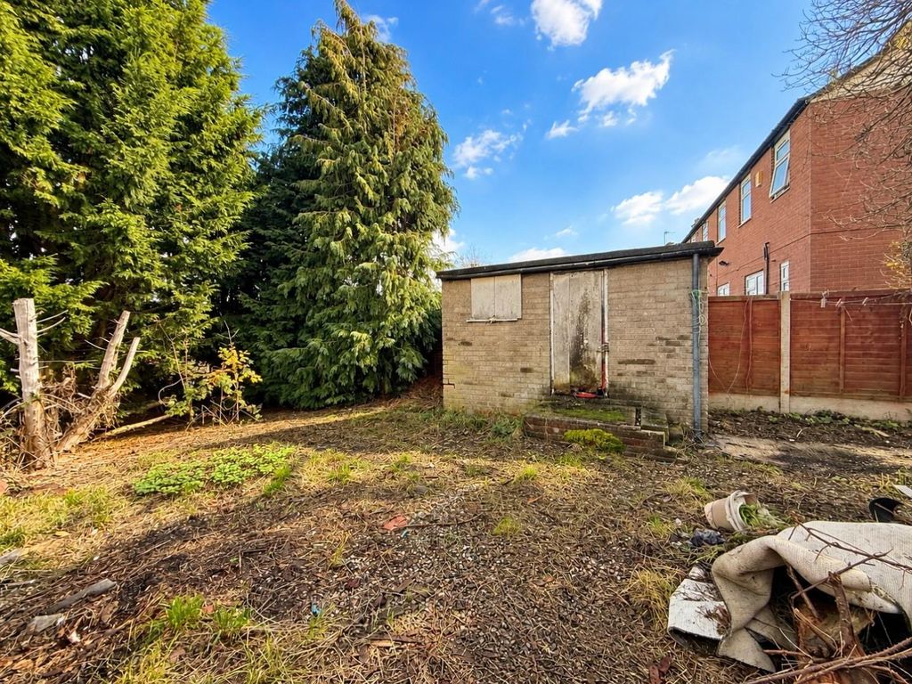 Property photo 3 of 6 Rear