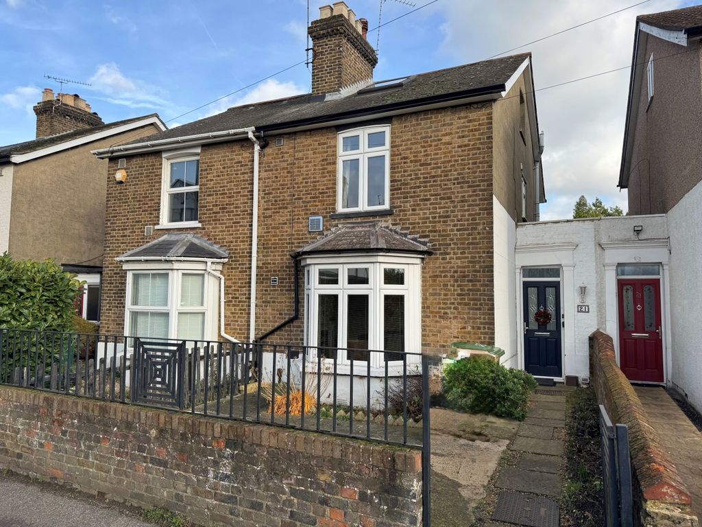 Property photo 1 of 11 Front