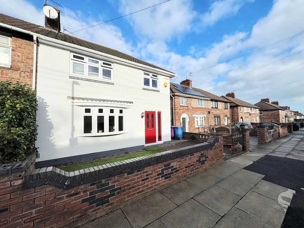 Property photo 2 of 13