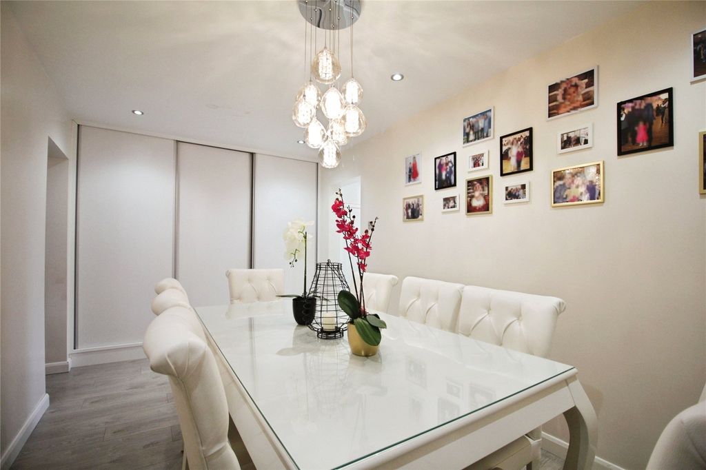 Property photo 3 of 15 Picture No. 03
