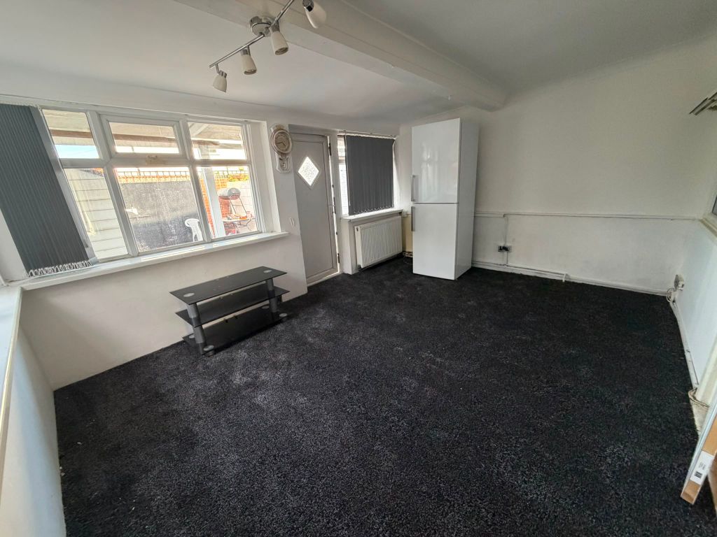 Property photo 1 of 4 Whatsapp Image 2026-08-10 At 5.53.27 Pm