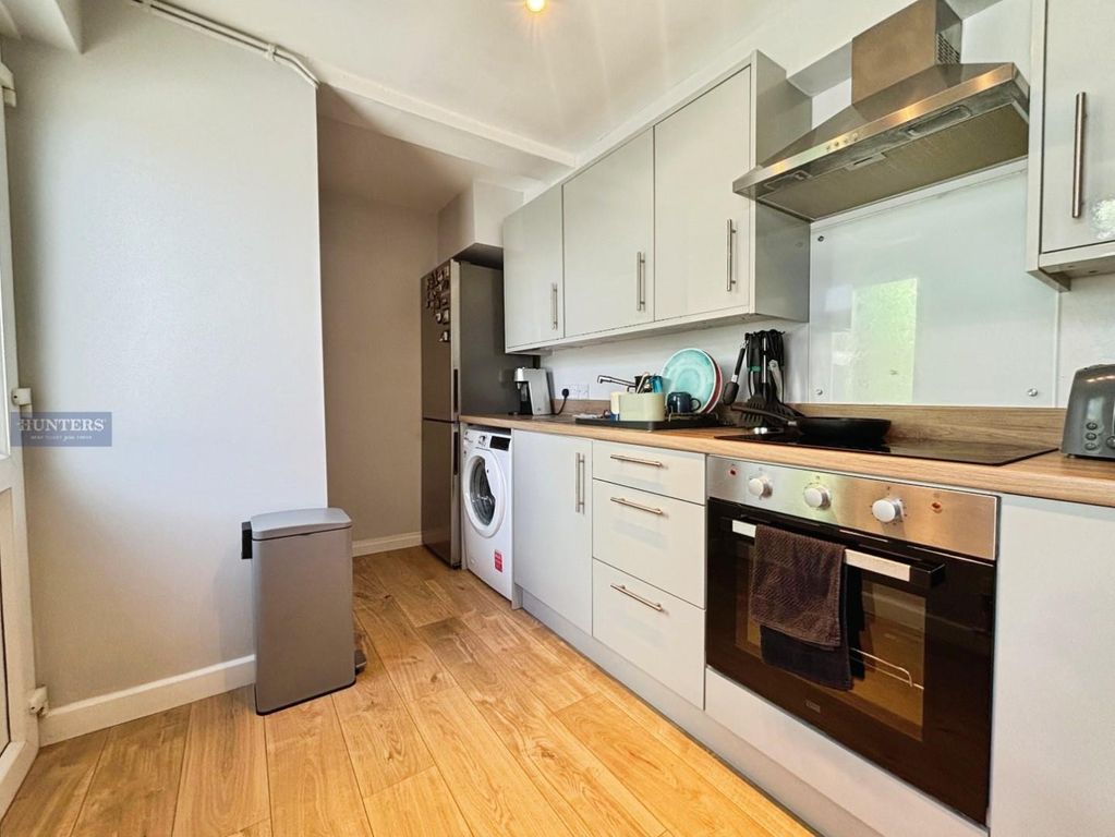 Property photo 2 of 13 Kitchen