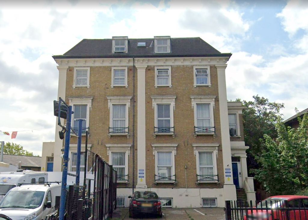 Property photo 1 of 1