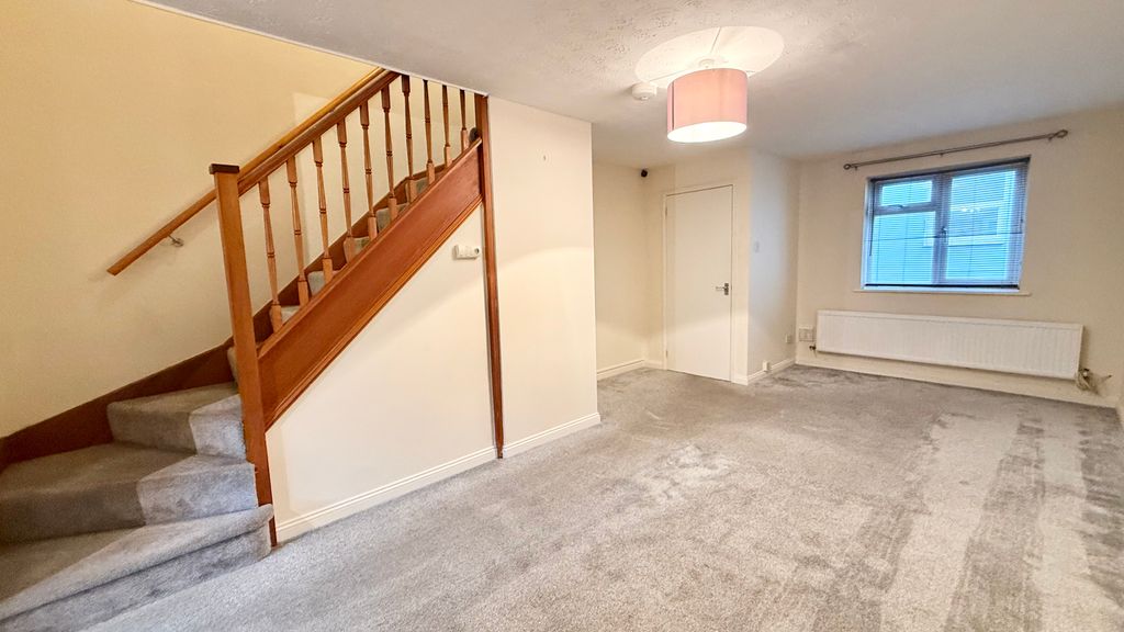 Property photo 3 of 13 Lounge/Dining Room