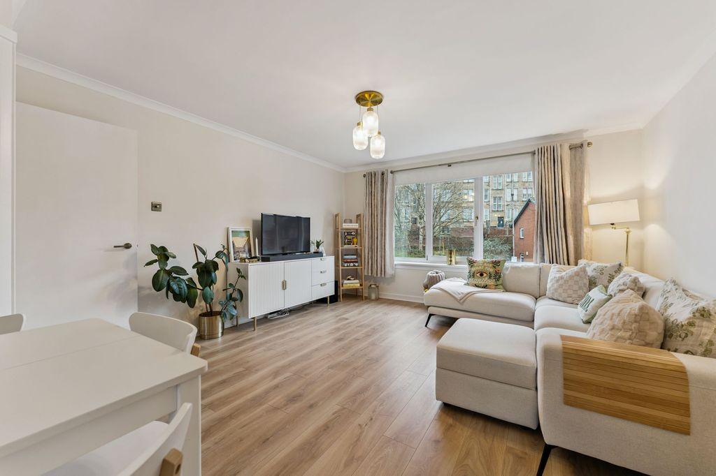 Property photo 3 of 24