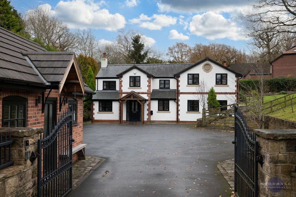 Property photo 2 of 36