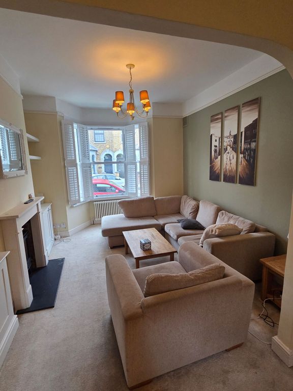 Property photo 2 of 19