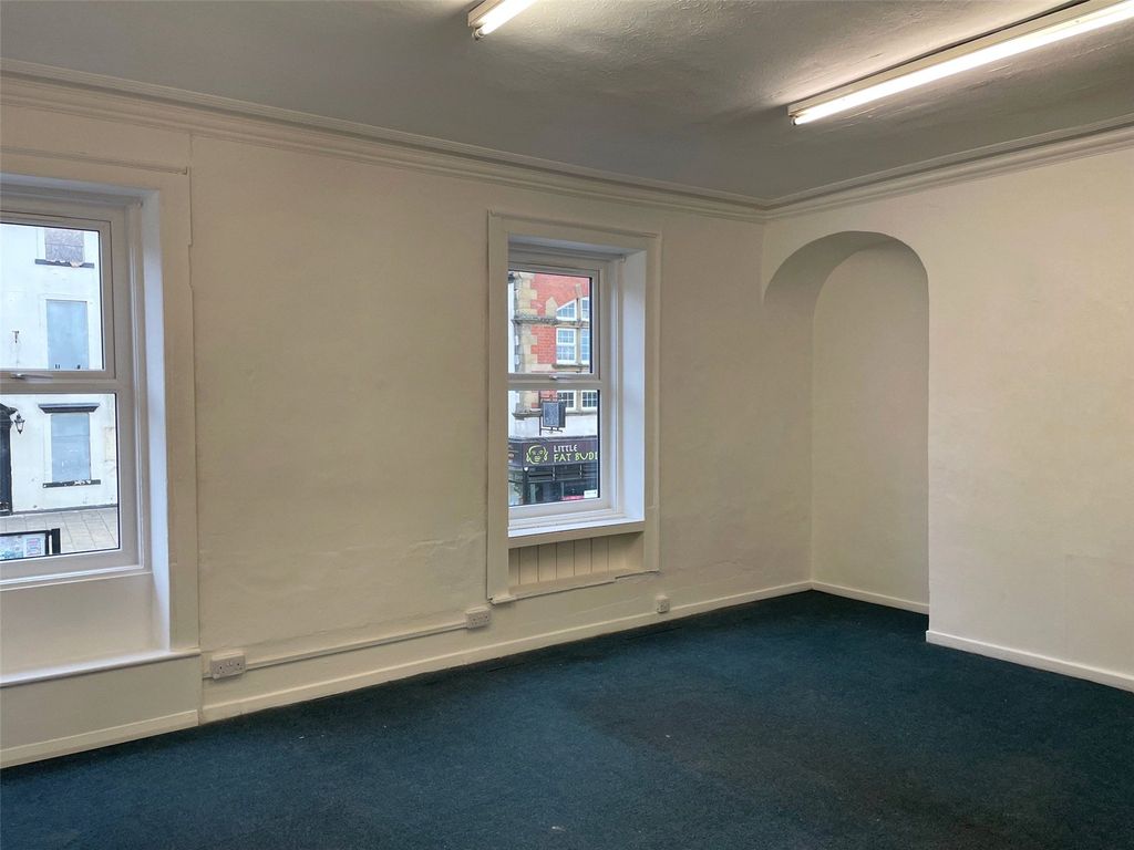 Property photo 2 of 7 Picture No. 24