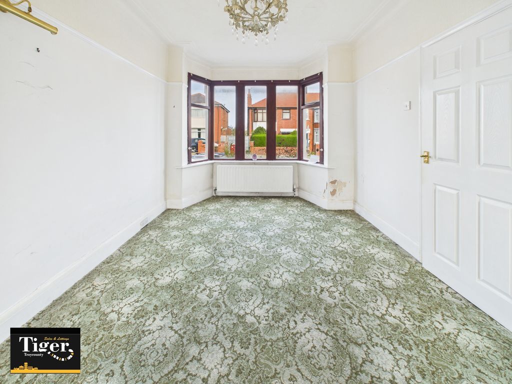 Property photo 3 of 15 Cam01931G0-Pr0348-Still004