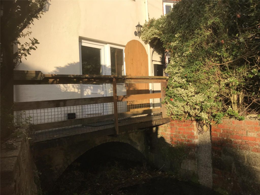 Property photo 1 of 15 Exterior