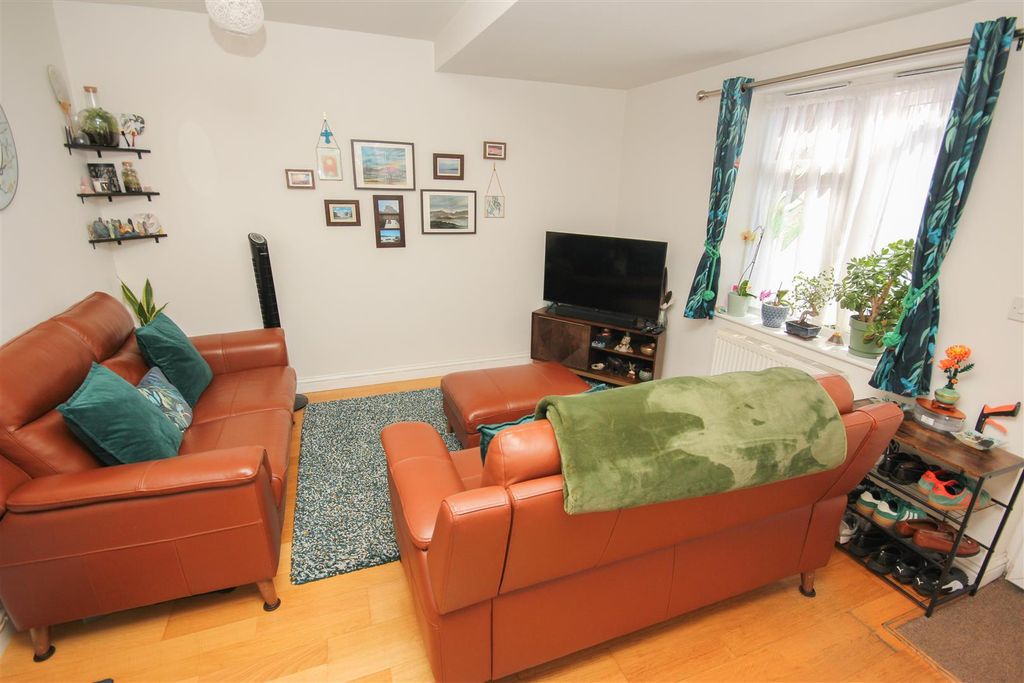 Property photo 2 of 14 Img_7478.Jpg